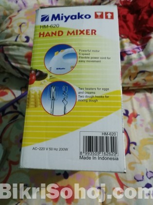 Miyako Hand mixer. 100%New.